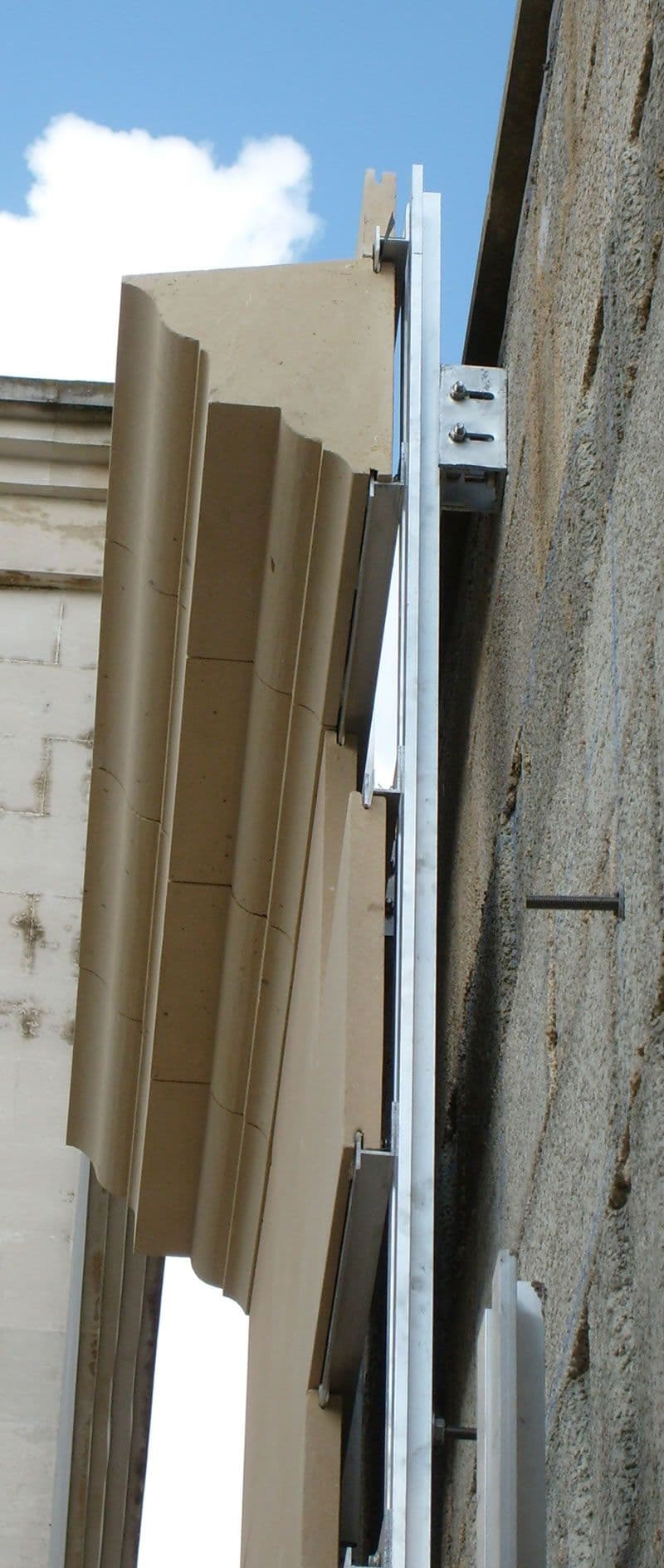 Ventilated cavity