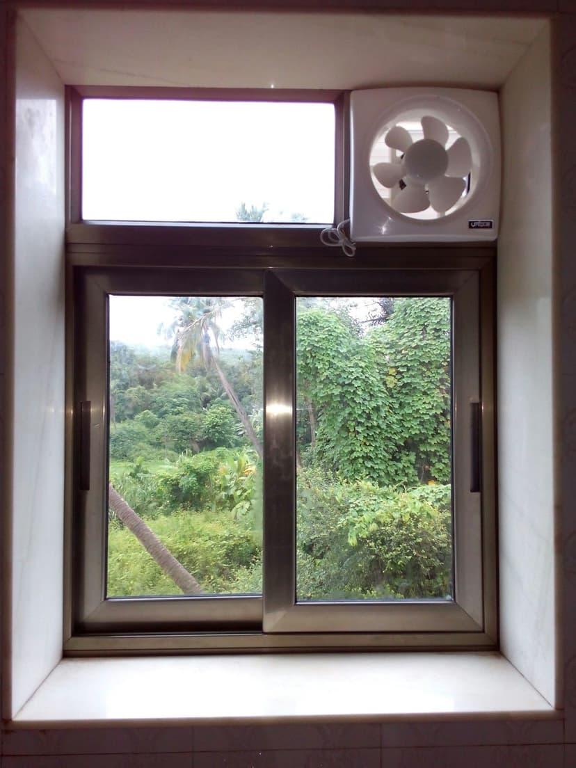 Bathroom exhaust fan