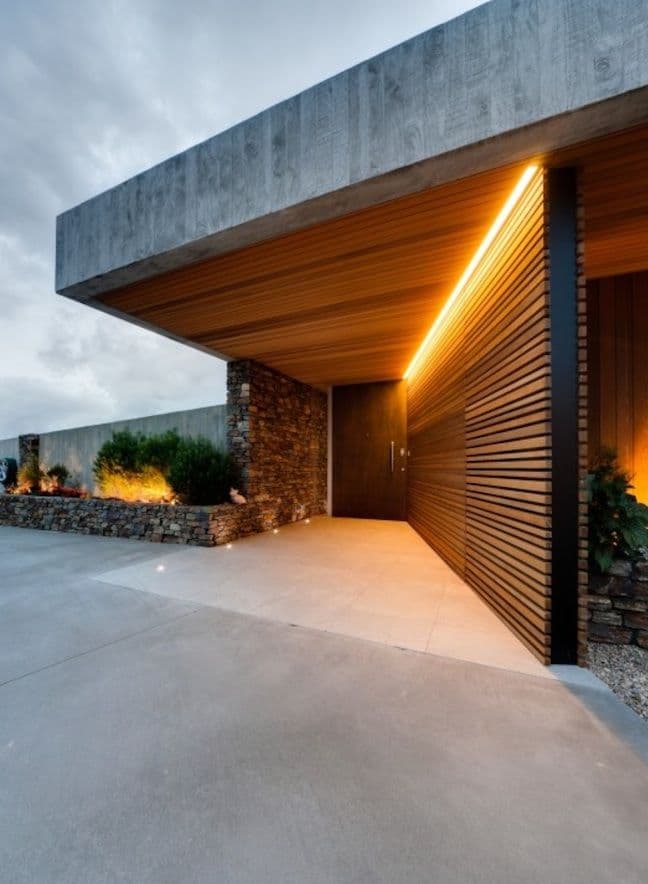 Recessed entry